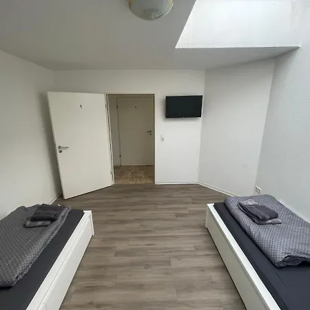 Zimmervermietung Am Airport Appartement